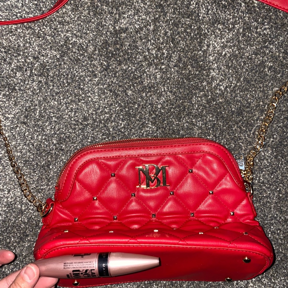 Red Purse - Picture 6 of 10
